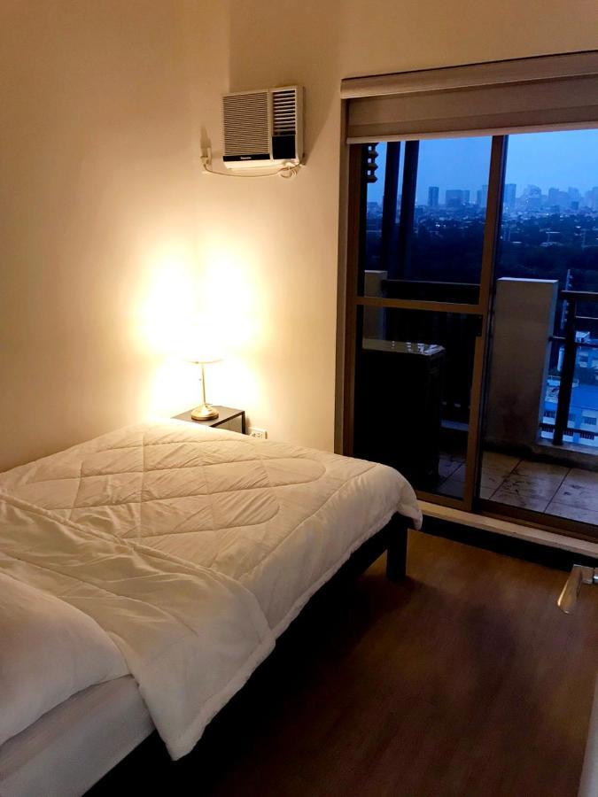 Casa Antonio At Fairway Terraces Family Penthouse 2Br Wi-Fi Nr Golf, Airport, Fort Bgc Manila Esterno foto
