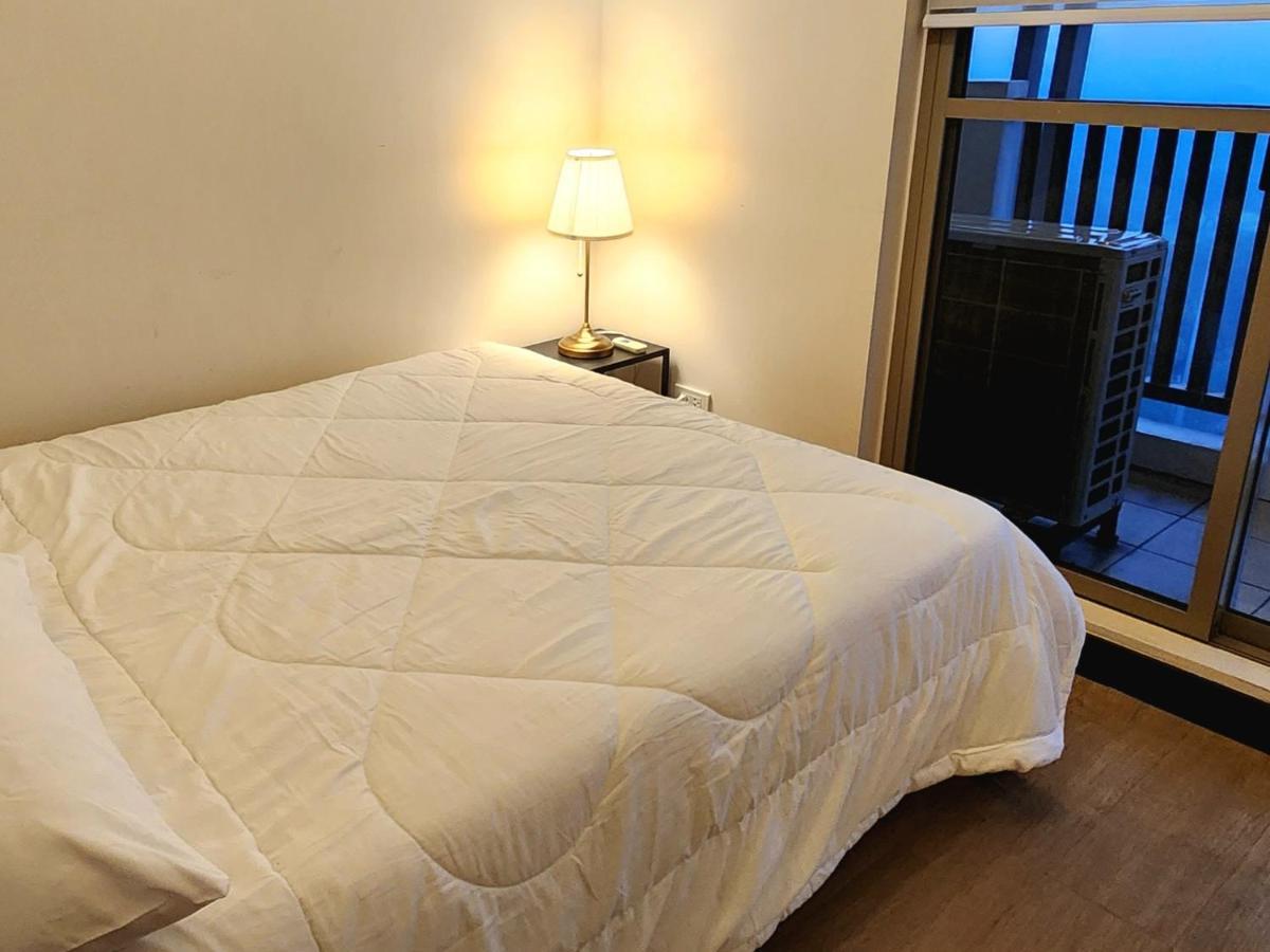 Casa Antonio At Fairway Terraces Family Penthouse 2Br Wi-Fi Nr Golf, Airport, Fort Bgc Manila Esterno foto