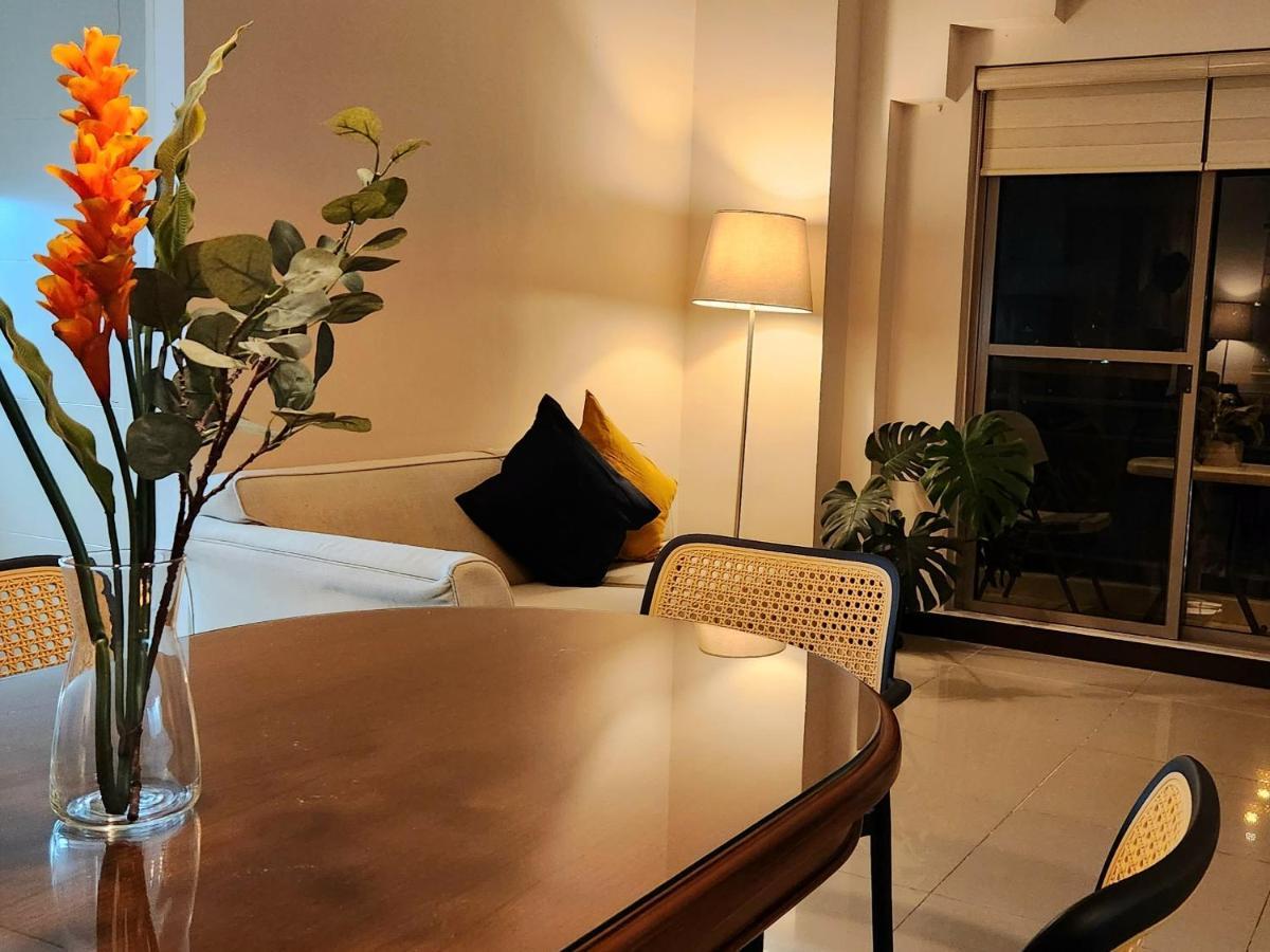 Casa Antonio At Fairway Terraces Family Penthouse 2Br Wi-Fi Nr Golf, Airport, Fort Bgc Manila Esterno foto