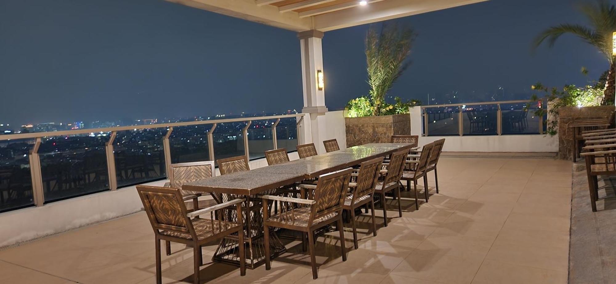 Casa Antonio At Fairway Terraces Family Penthouse 2Br Wi-Fi Nr Golf, Airport, Fort Bgc Manila Esterno foto