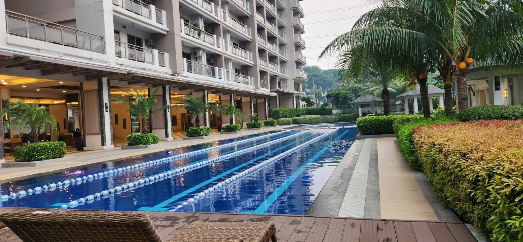 Casa Antonio At Fairway Terraces Family Penthouse 2Br Wi-Fi Nr Golf, Airport, Fort Bgc Manila Esterno foto