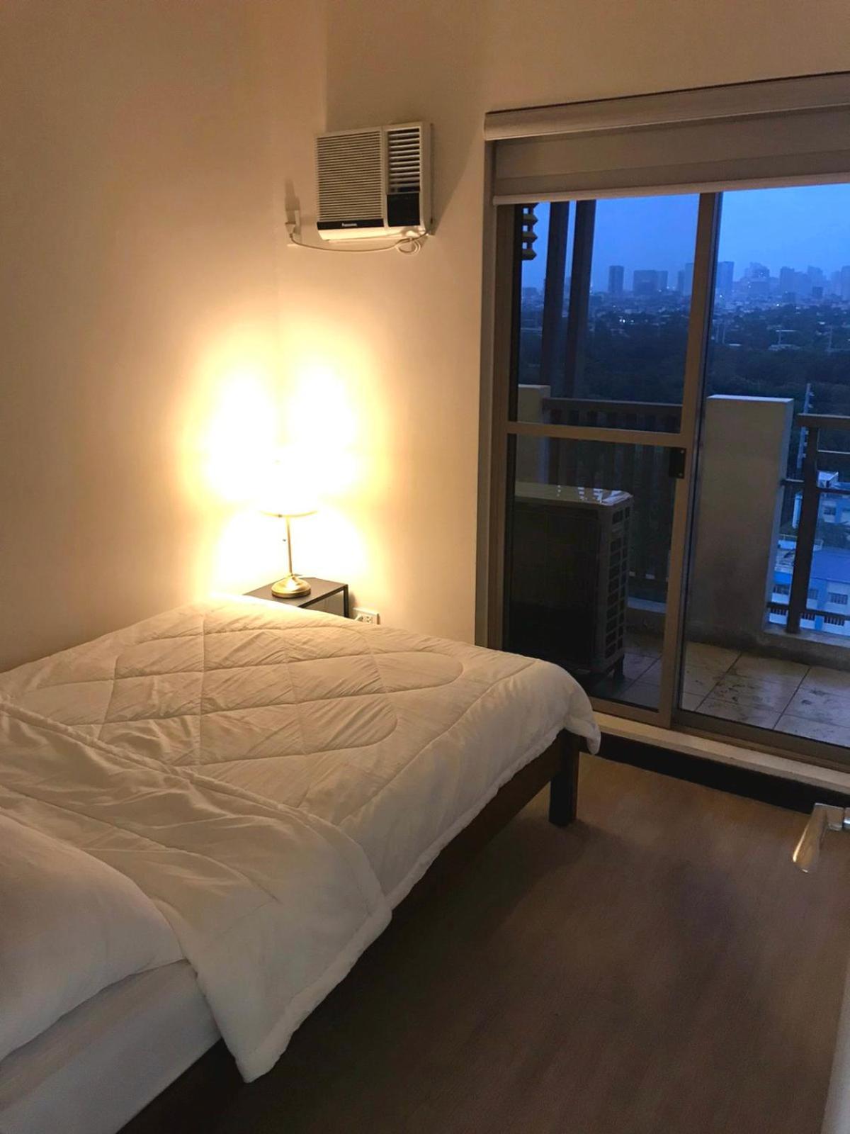 Casa Antonio At Fairway Terraces Family Penthouse 2Br Wi-Fi Nr Golf, Airport, Fort Bgc Manila Esterno foto